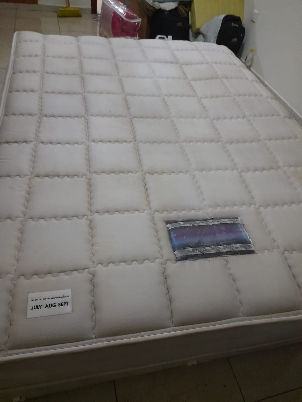 Mattress Deep Cleaning result by Madinat Alhaya — after cleaning